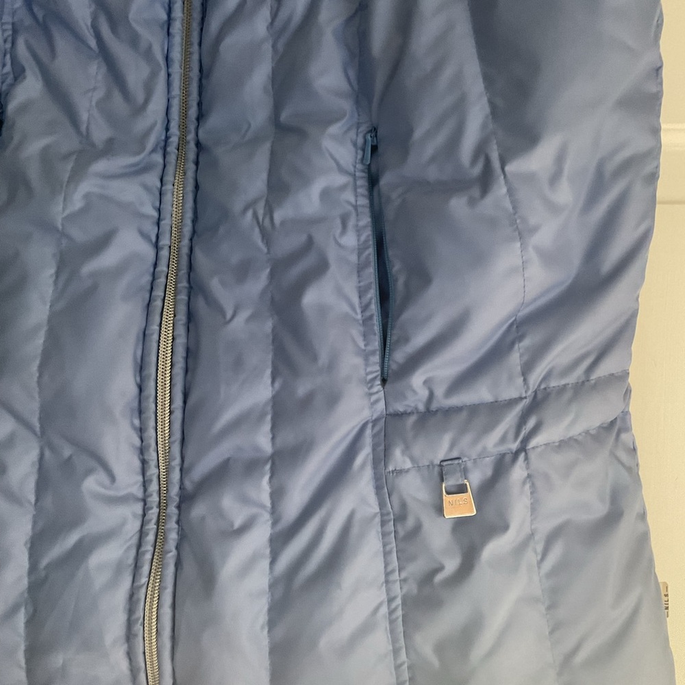 Nils Down Vest. Euc - image 5